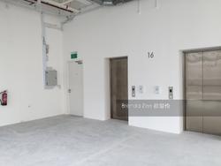 Oxley Tower (D1), Office #135813122